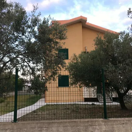 Pimm Isca sullo Ionio